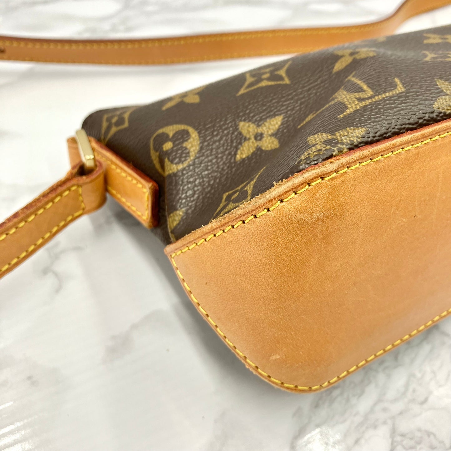 LOUIS VUITTON Monogram Trotter
