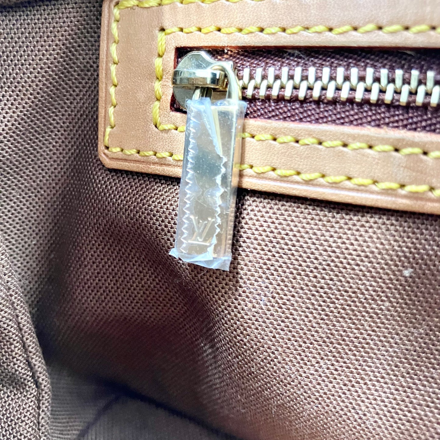 LOUIS VUITTON Monogram Trotter