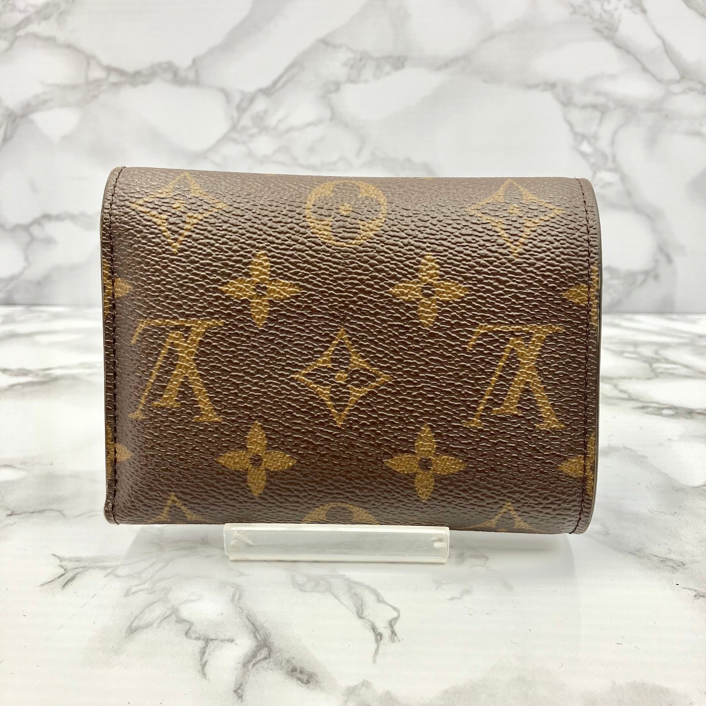 LOUIS VUITTON Monogram Victorine