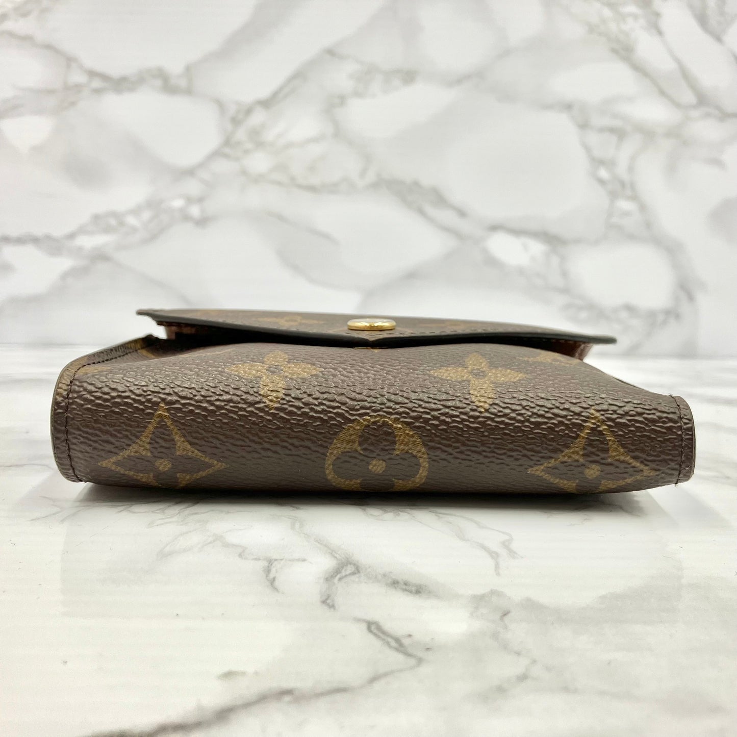 LOUIS VUITTON Monogram Victorine