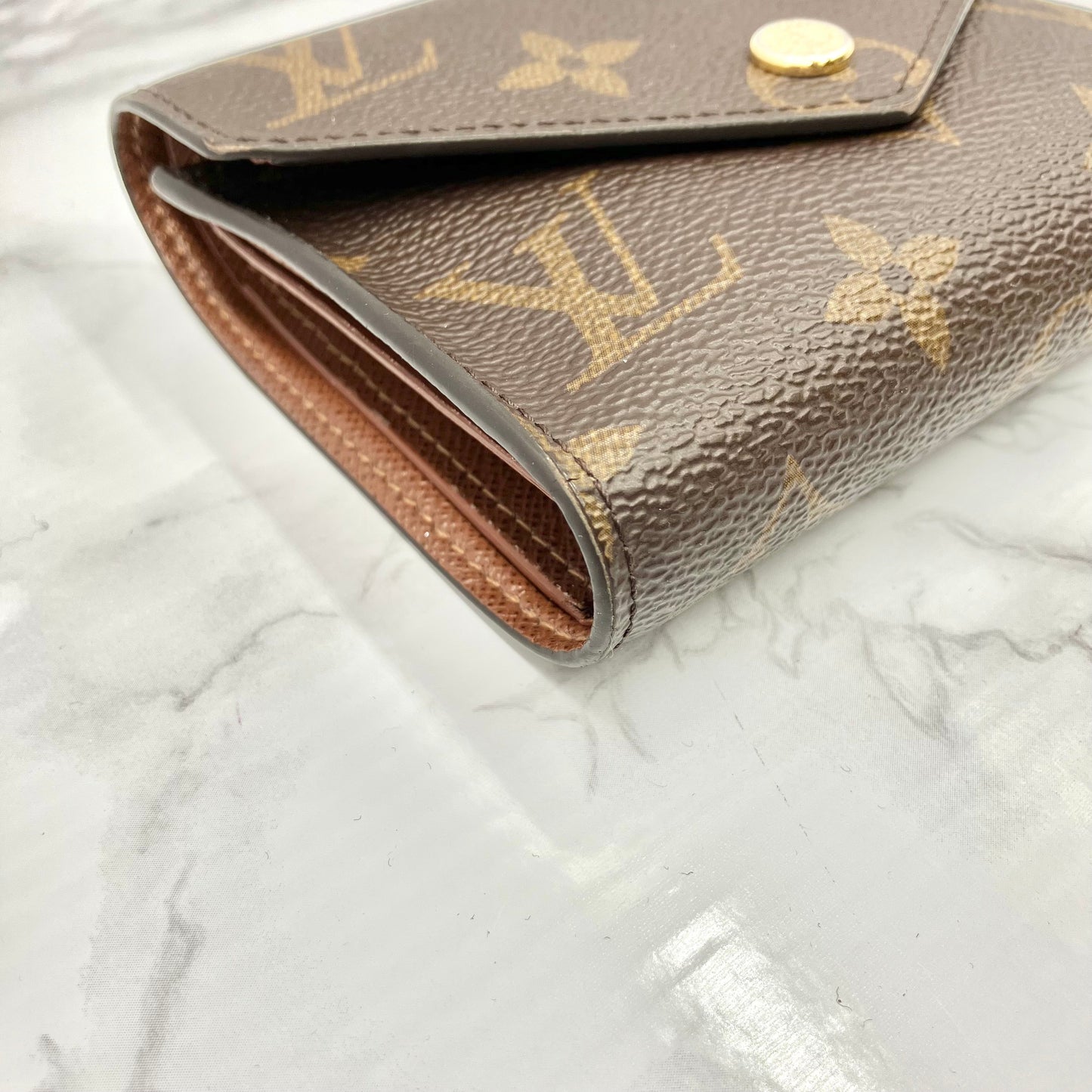 LOUIS VUITTON Monogram Victorine