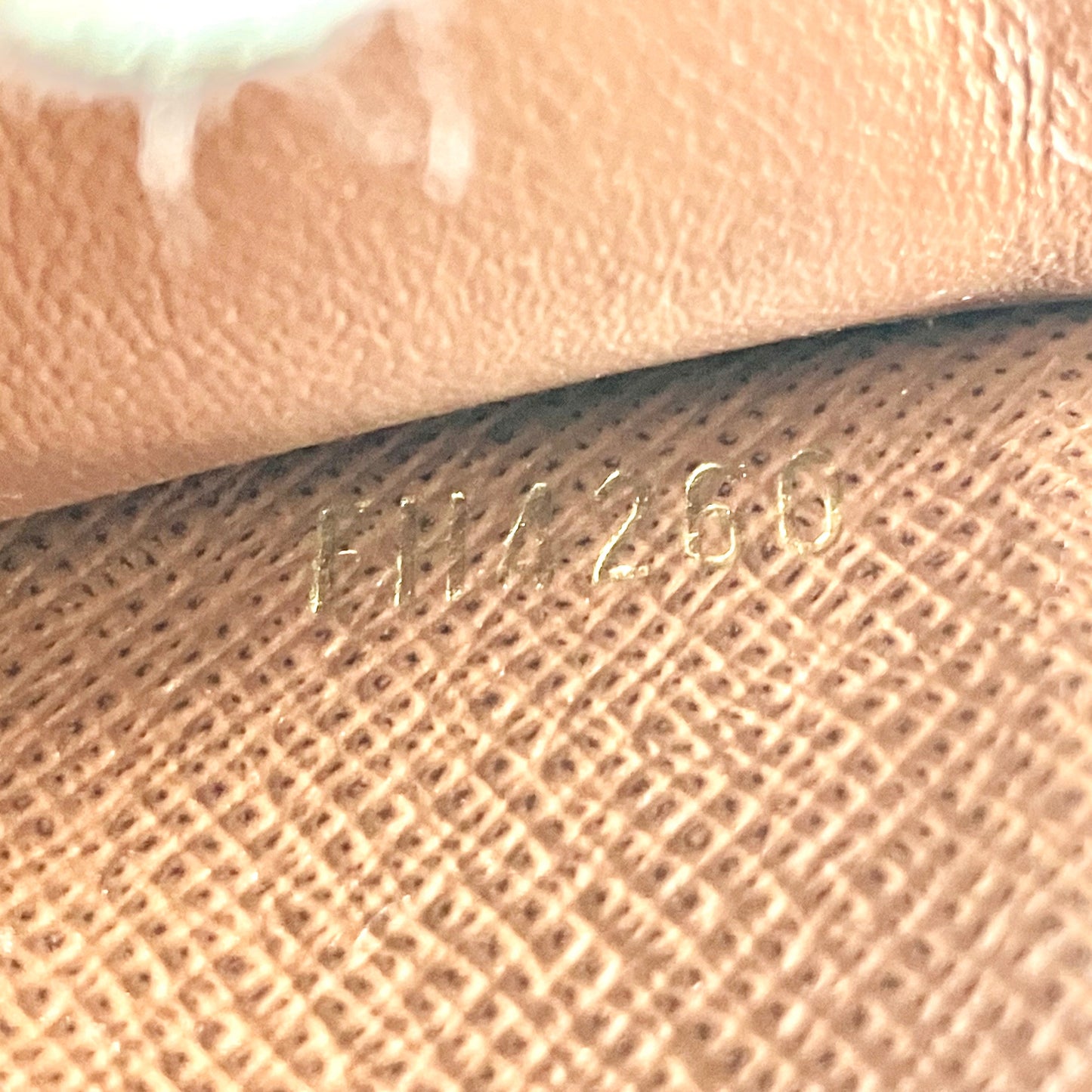 LOUIS VUITTON Monogram Victorine
