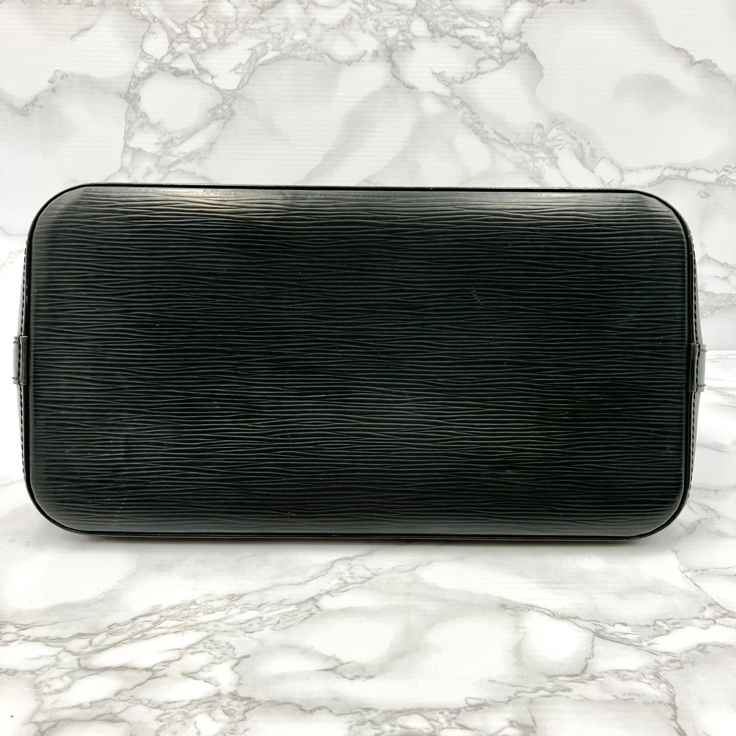 LOUIS VUITTON EPi Alma PM