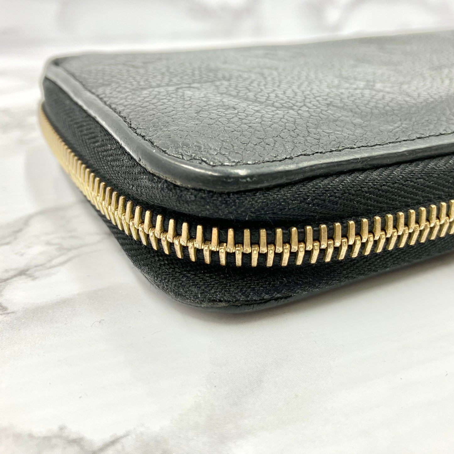 LOUIS VUITTON Amplant Zippy