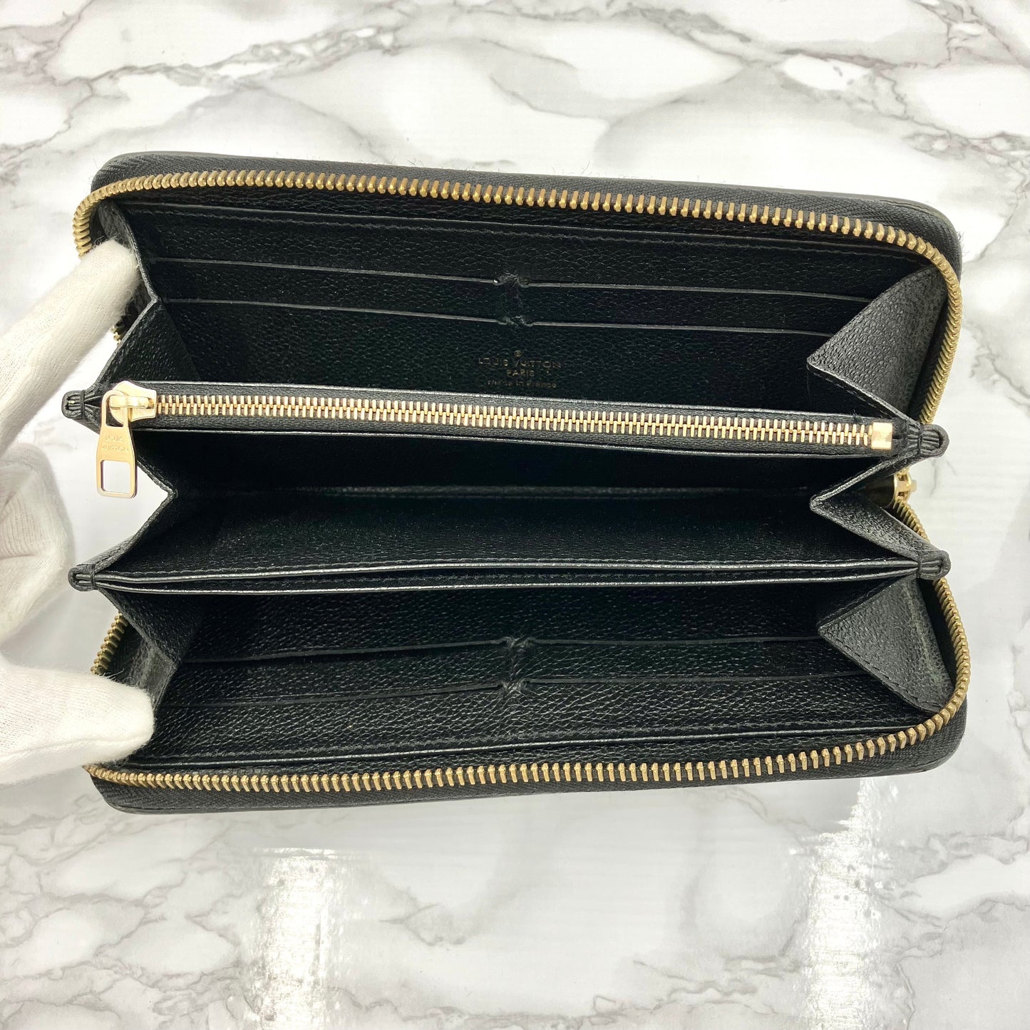 LOUIS VUITTON Amplant Zippy