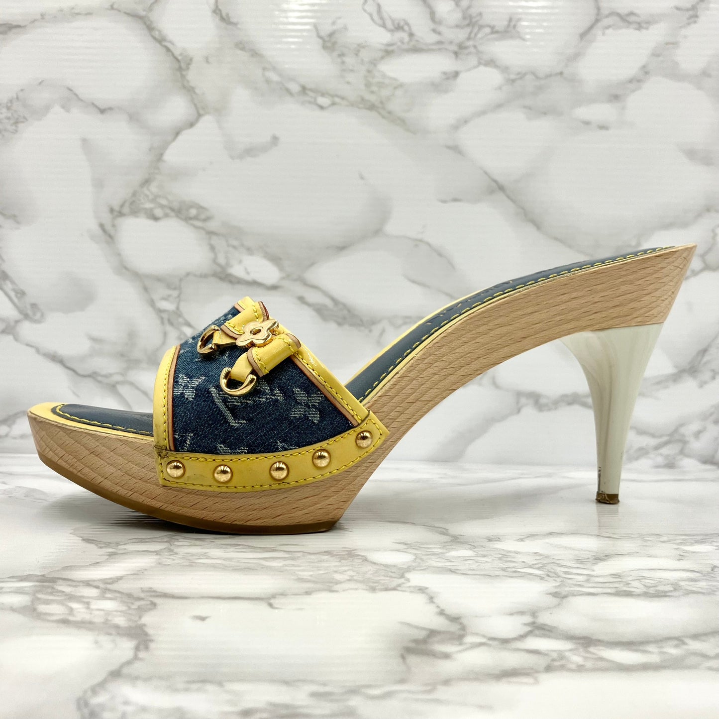 LOUIS VUITTON Denim Sandals 37
