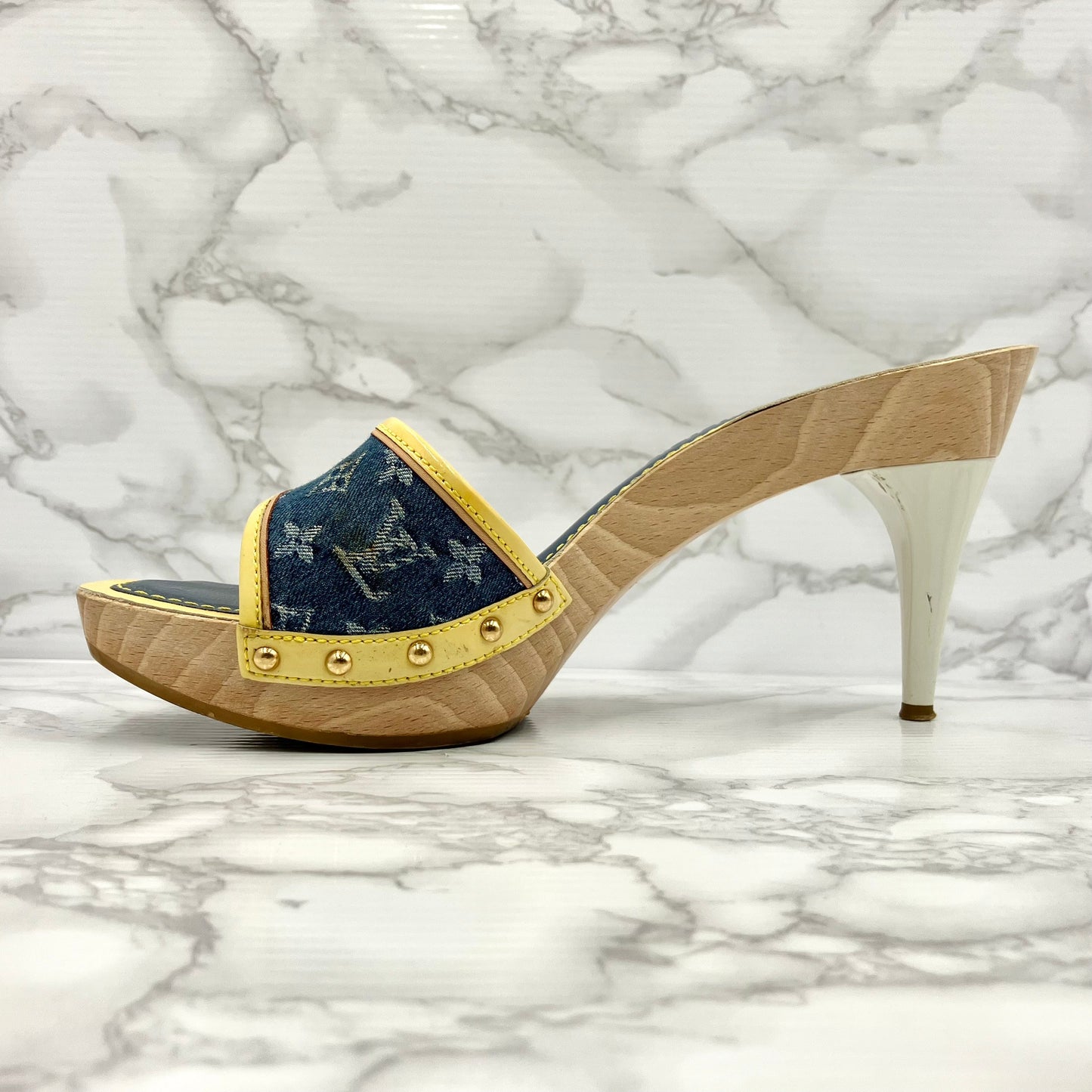 LOUIS VUITTON Denim Sandals 37
