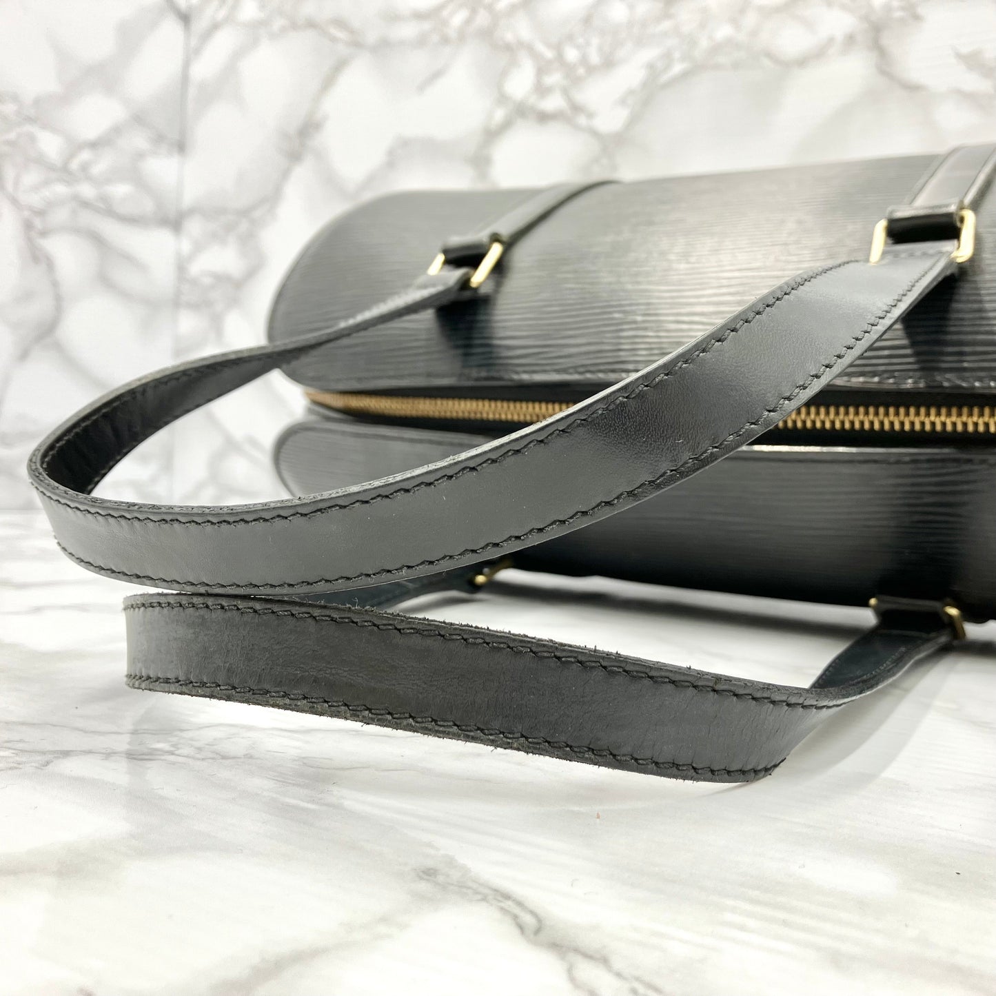 LOUIS VUITTON Epi Sufuro