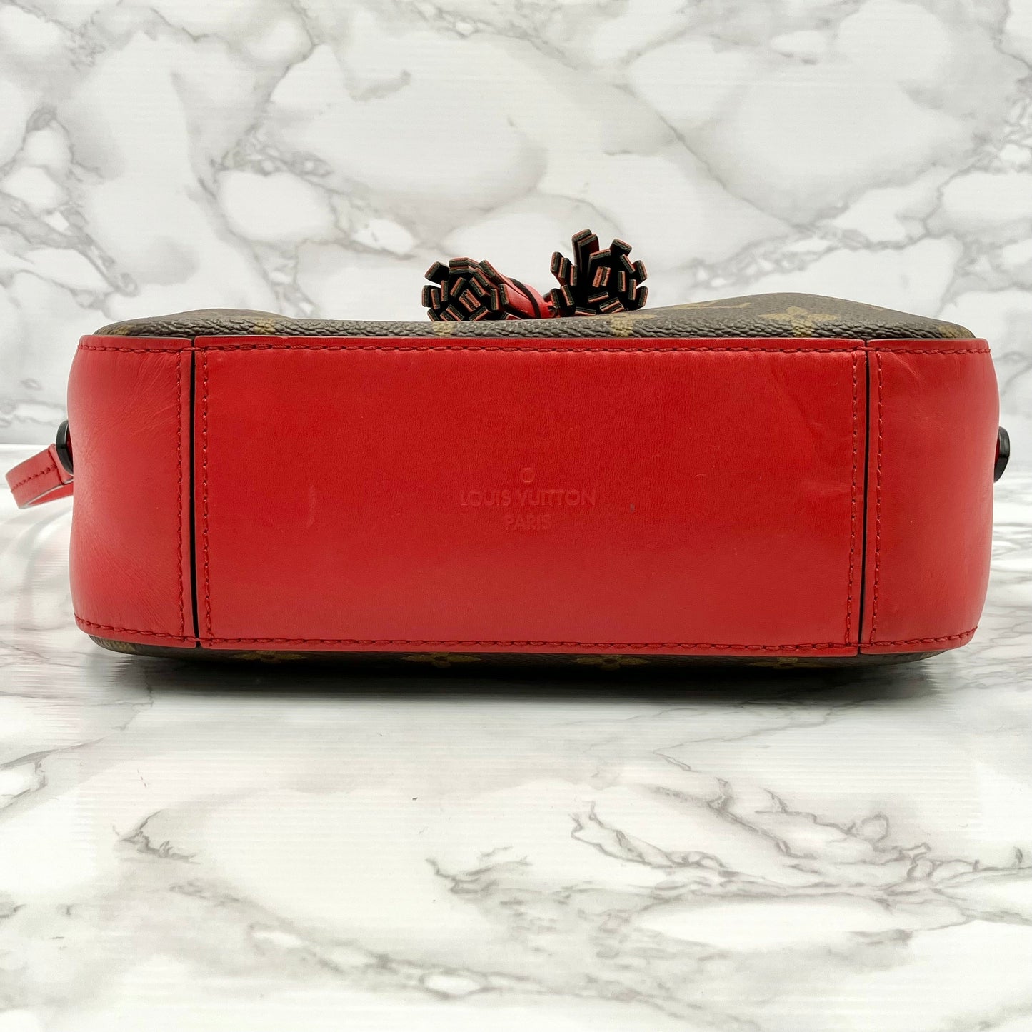 LOUIS VUITTON Monogram Saintonge