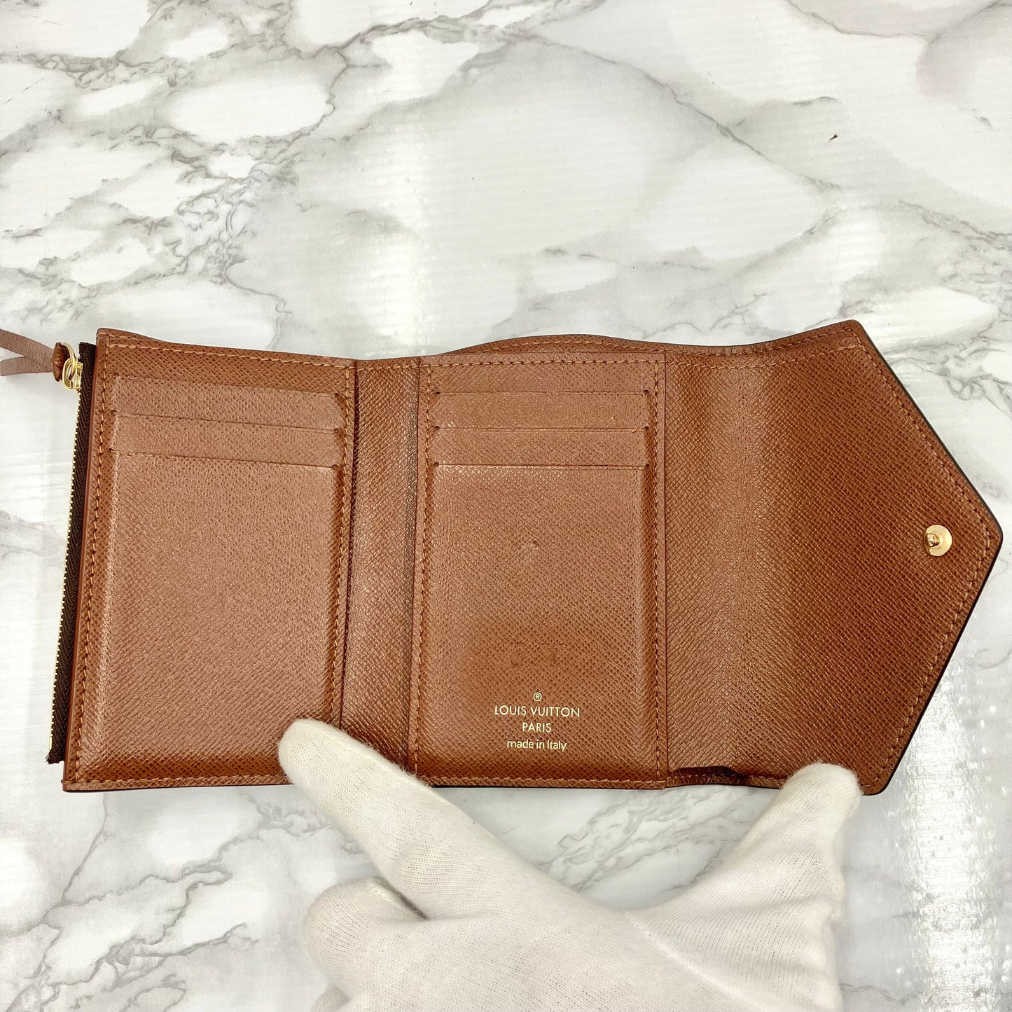 LOUIS VUITTON Monogram Victorine