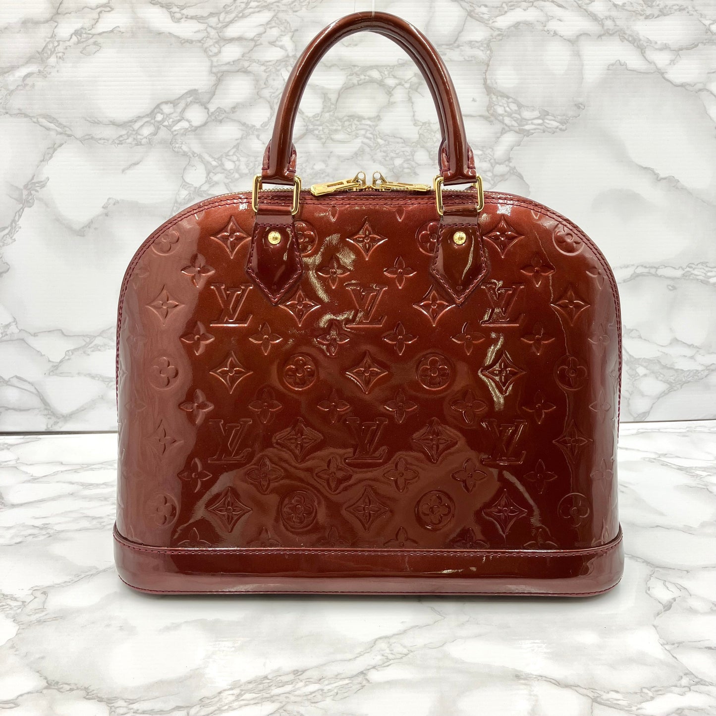 LOUIS VUITTON Vernis Alma PM