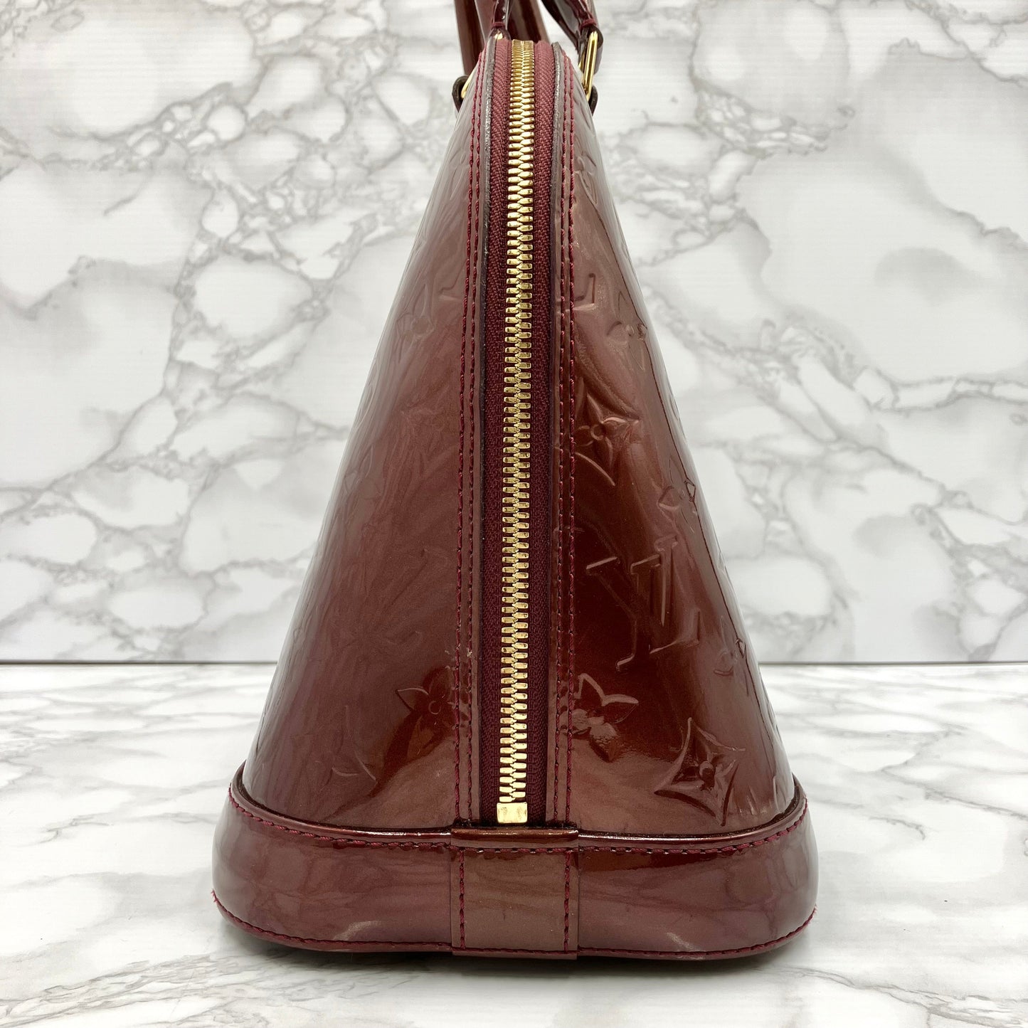 LOUIS VUITTON Vernis Alma PM