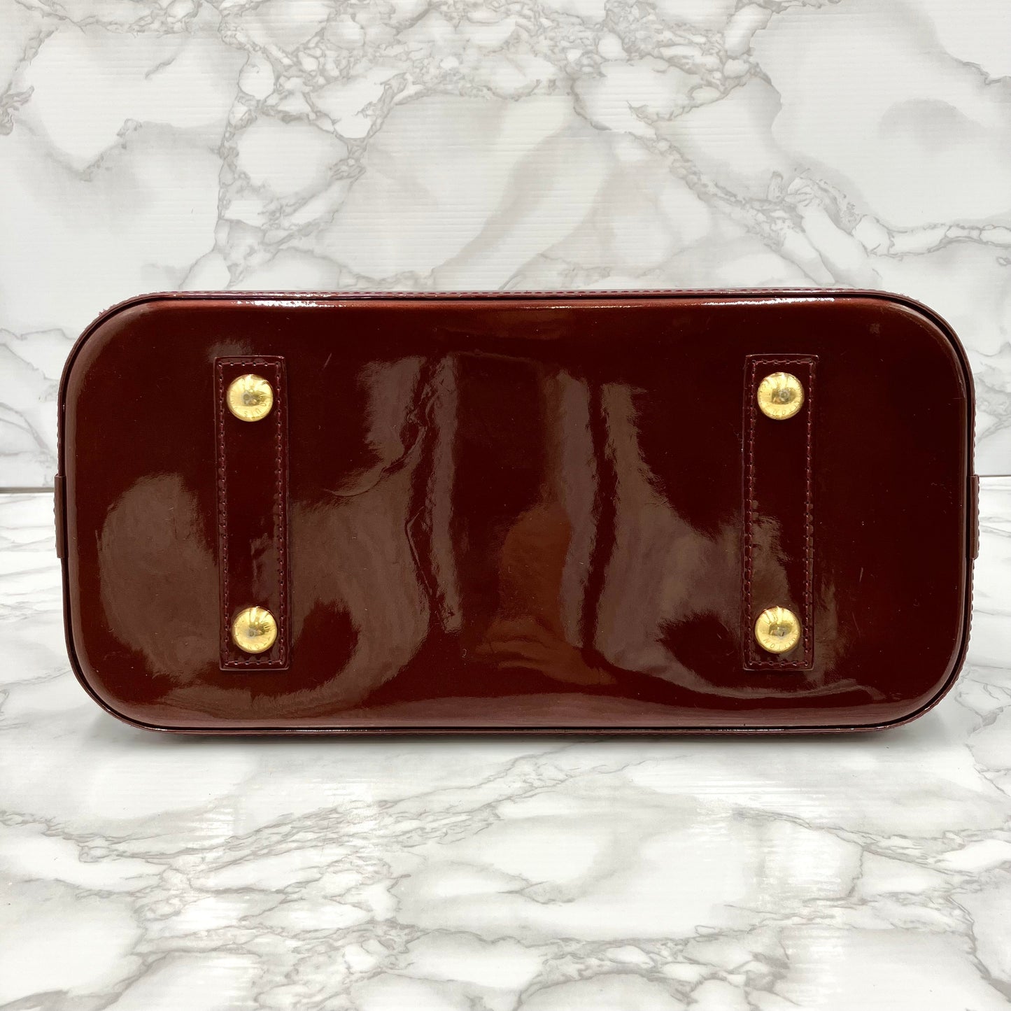 LOUIS VUITTON Vernis Alma PM