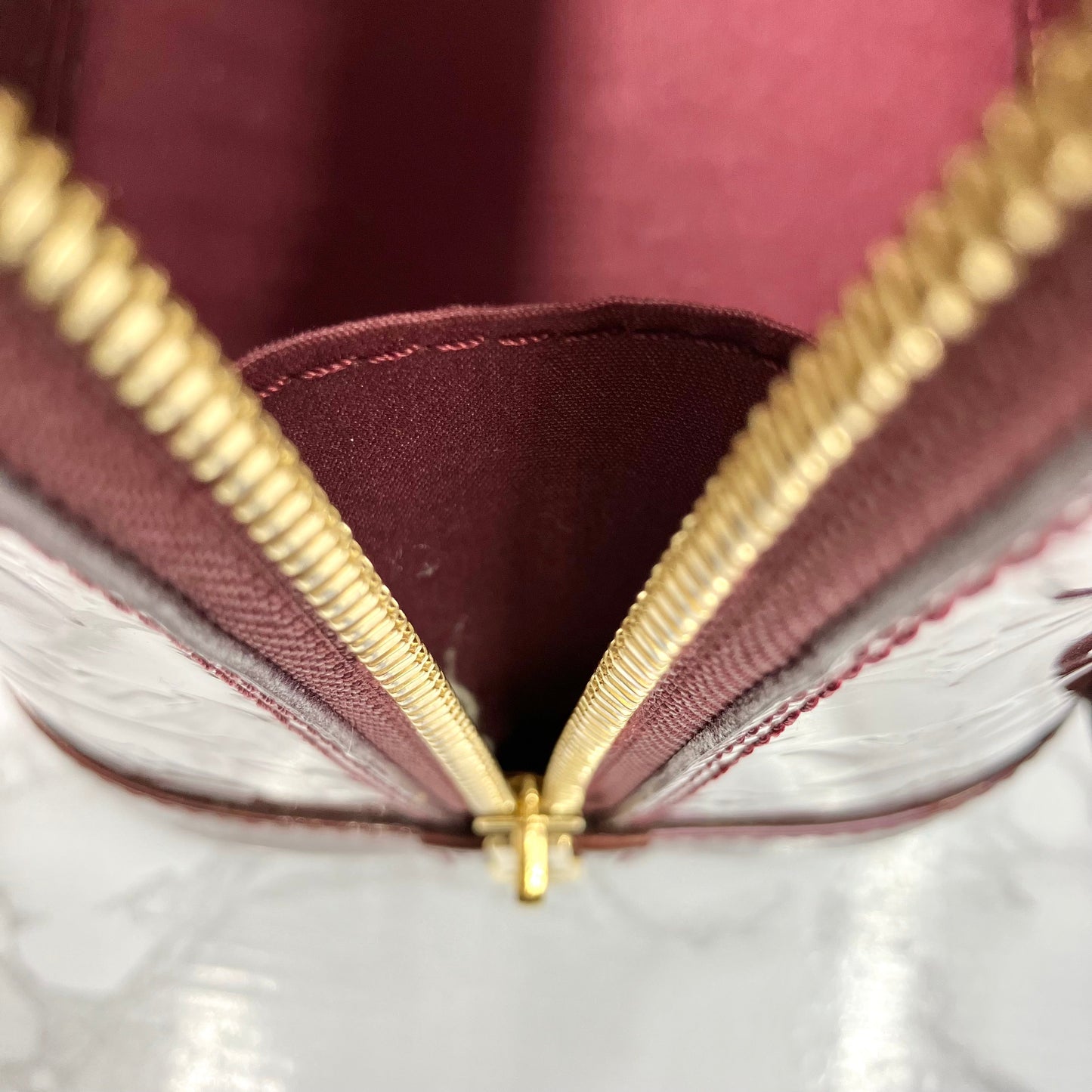 LOUIS VUITTON Vernis Alma PM