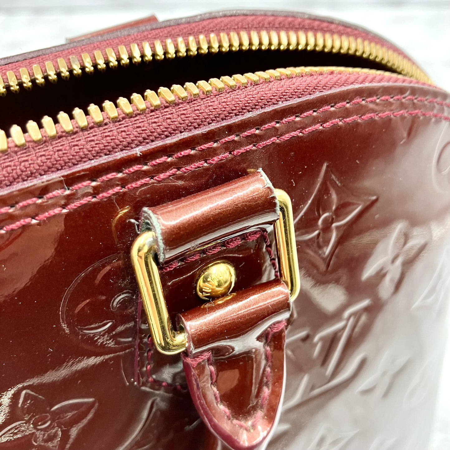 LOUIS VUITTON Vernis Alma PM