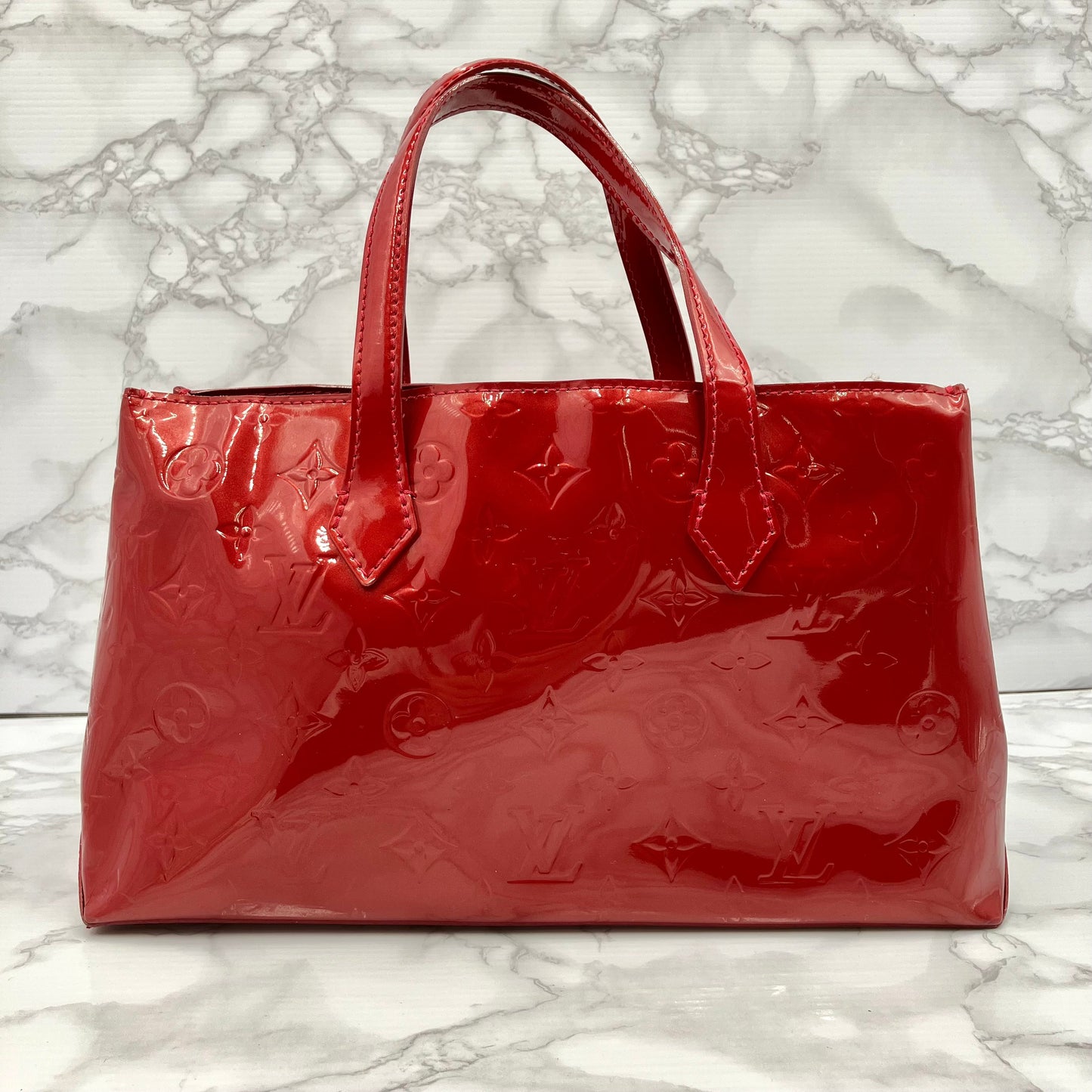 LOUIS VUITTON Vernis Wilshire PM