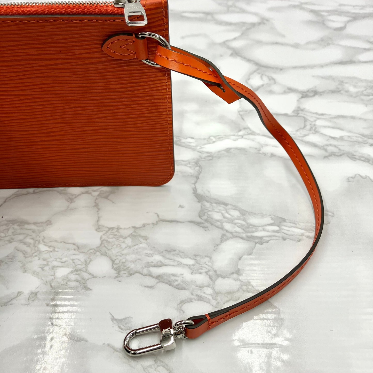 LOUIS VUITTON Epi Neverfull PM