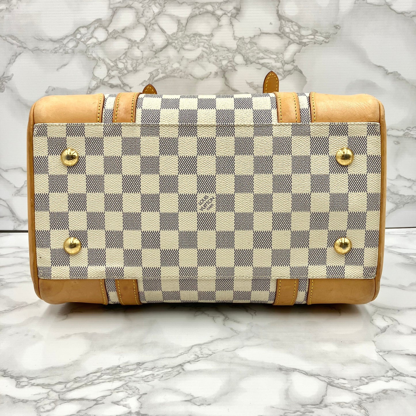 LOUIS VUITTON Azul Berkeley