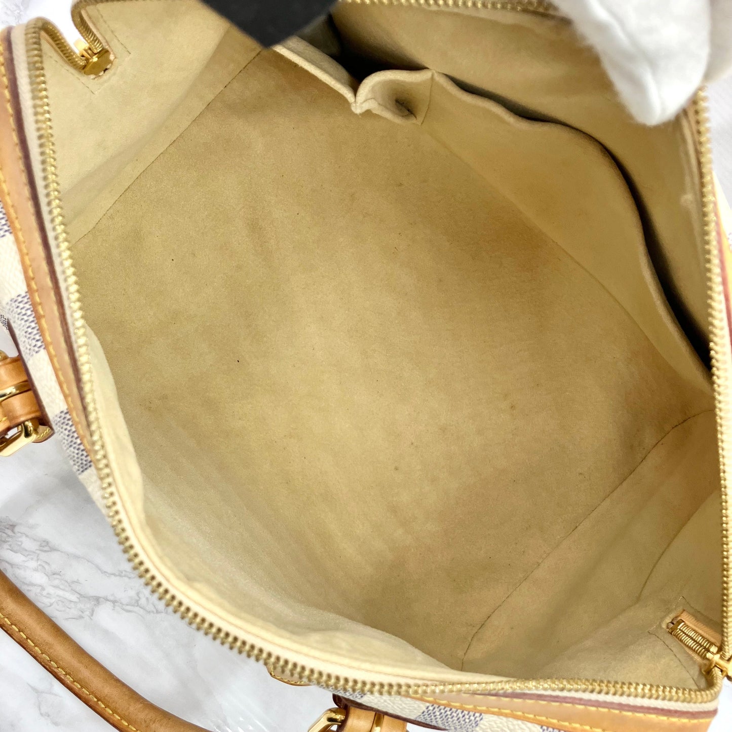 LOUIS VUITTON Azul Berkeley
