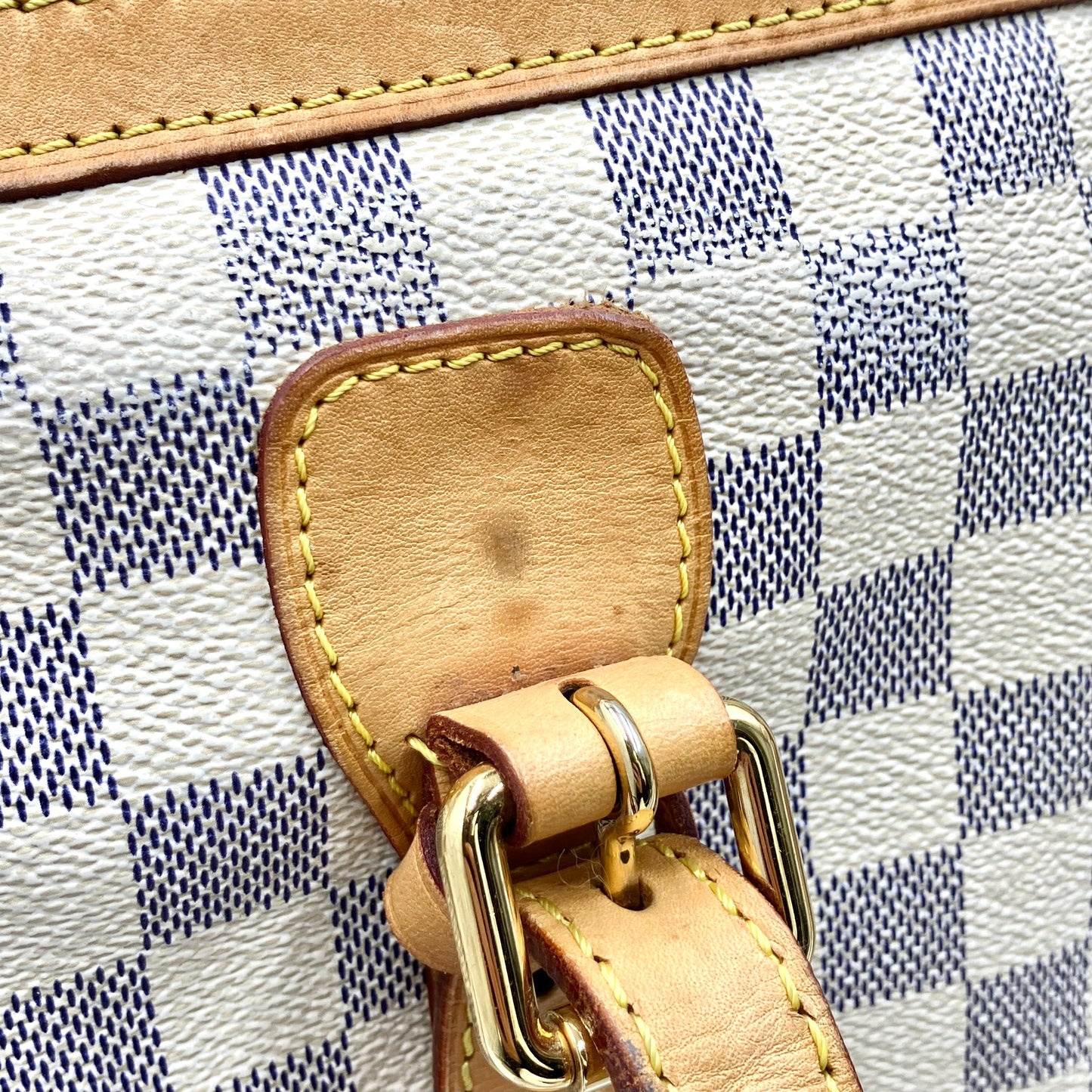 LOUIS VUITTON Azul Berkeley