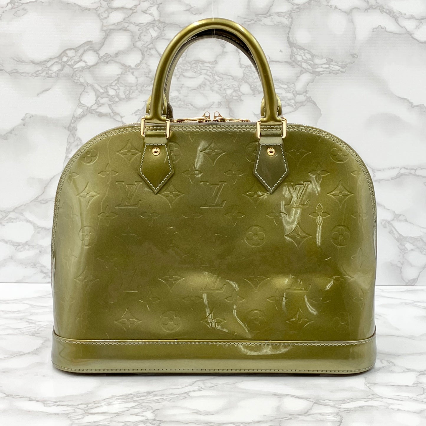 LOUIS VUITTON Vernis Alma handbag