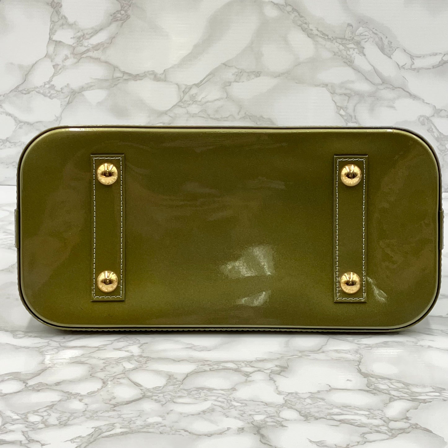 LOUIS VUITTON Vernis Alma handbag