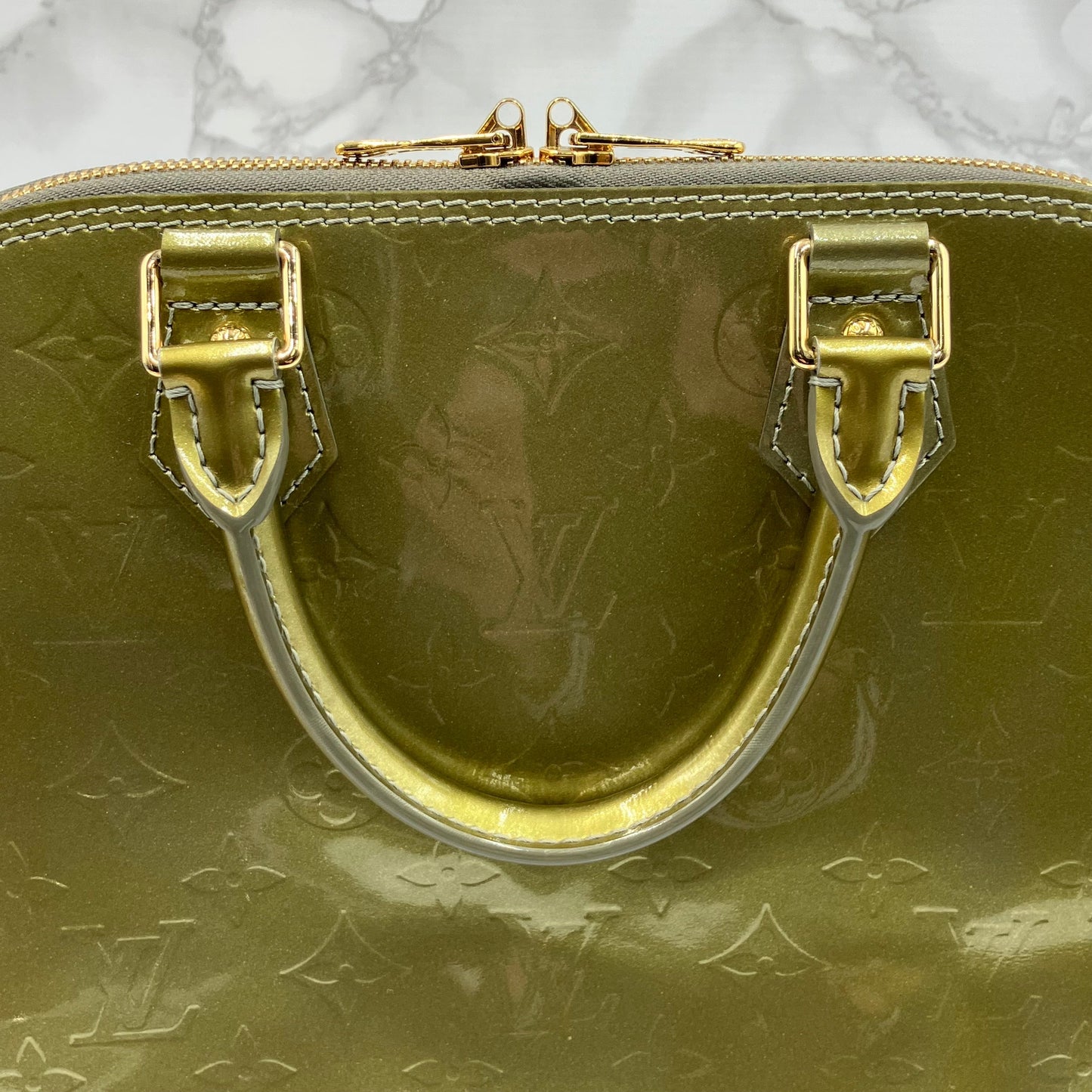 LOUIS VUITTON Vernis Alma handbag