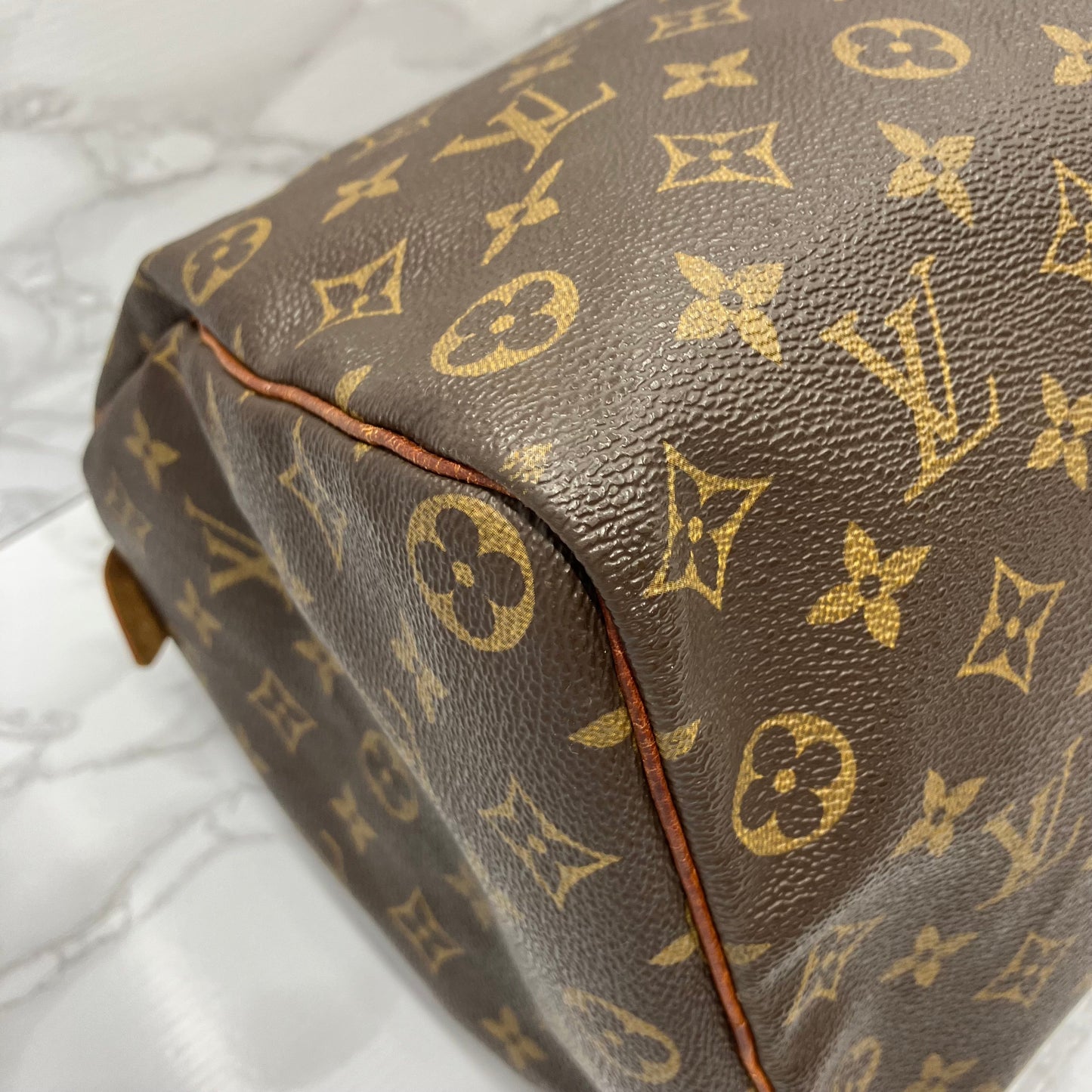 LOUIS VUITTON Monogram Speedy 35