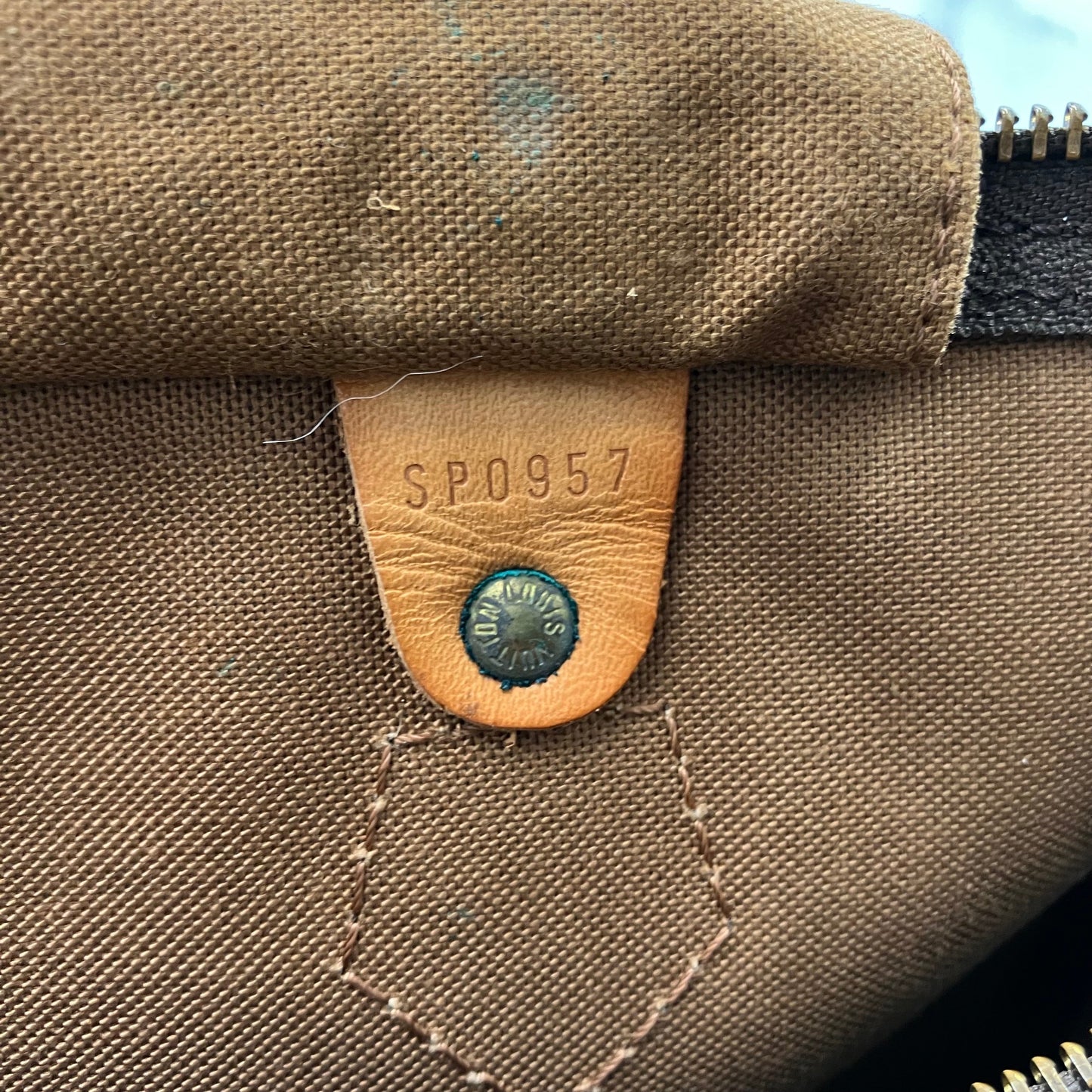LOUIS VUITTON Monogram Speedy 35