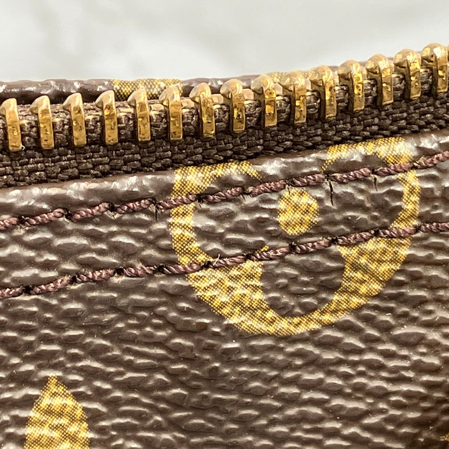 LOUIS VUITTON Monogram Speedy 35