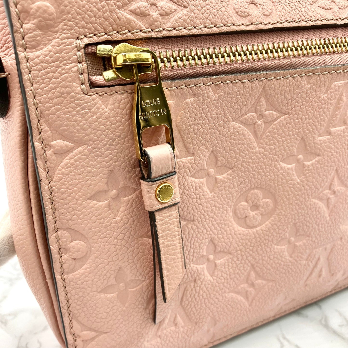 Louis Vuitton Amplant Pochette Metis