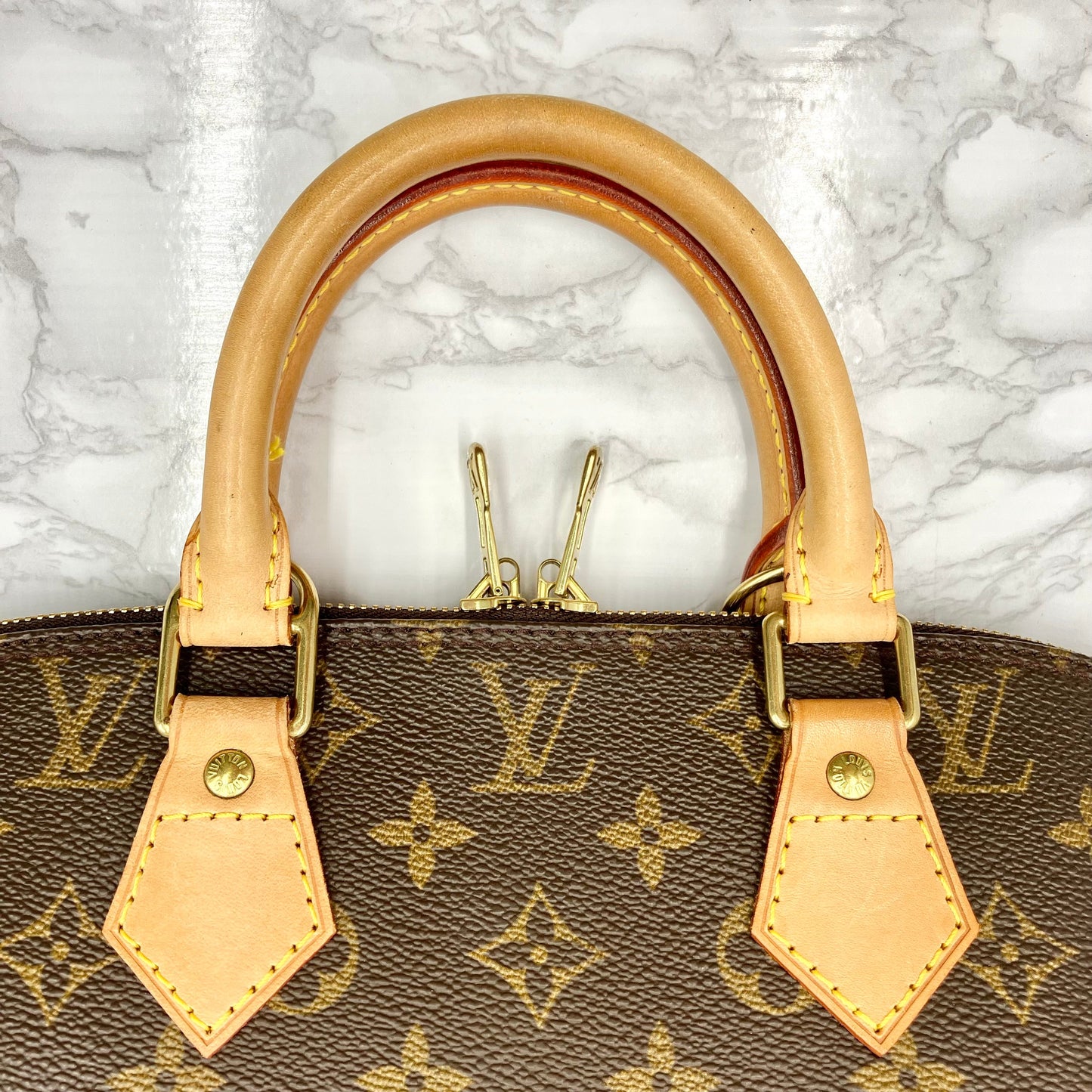 LOUIS VUITTON Monogram Alma PM