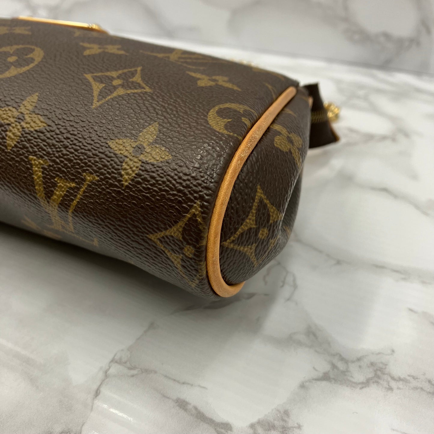 LOUIS VUITTON Monogram Eva Shoulder bag