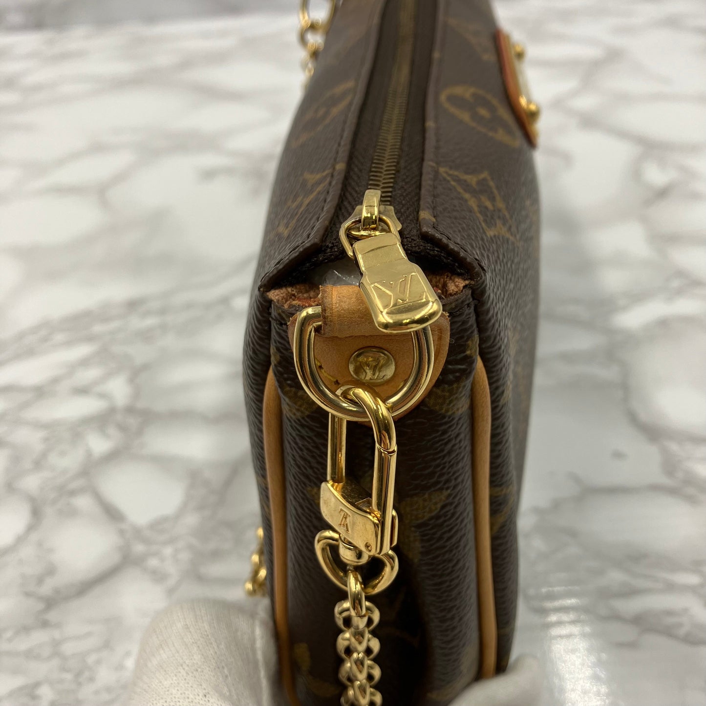 LOUIS VUITTON Monogram Eva Shoulder bag