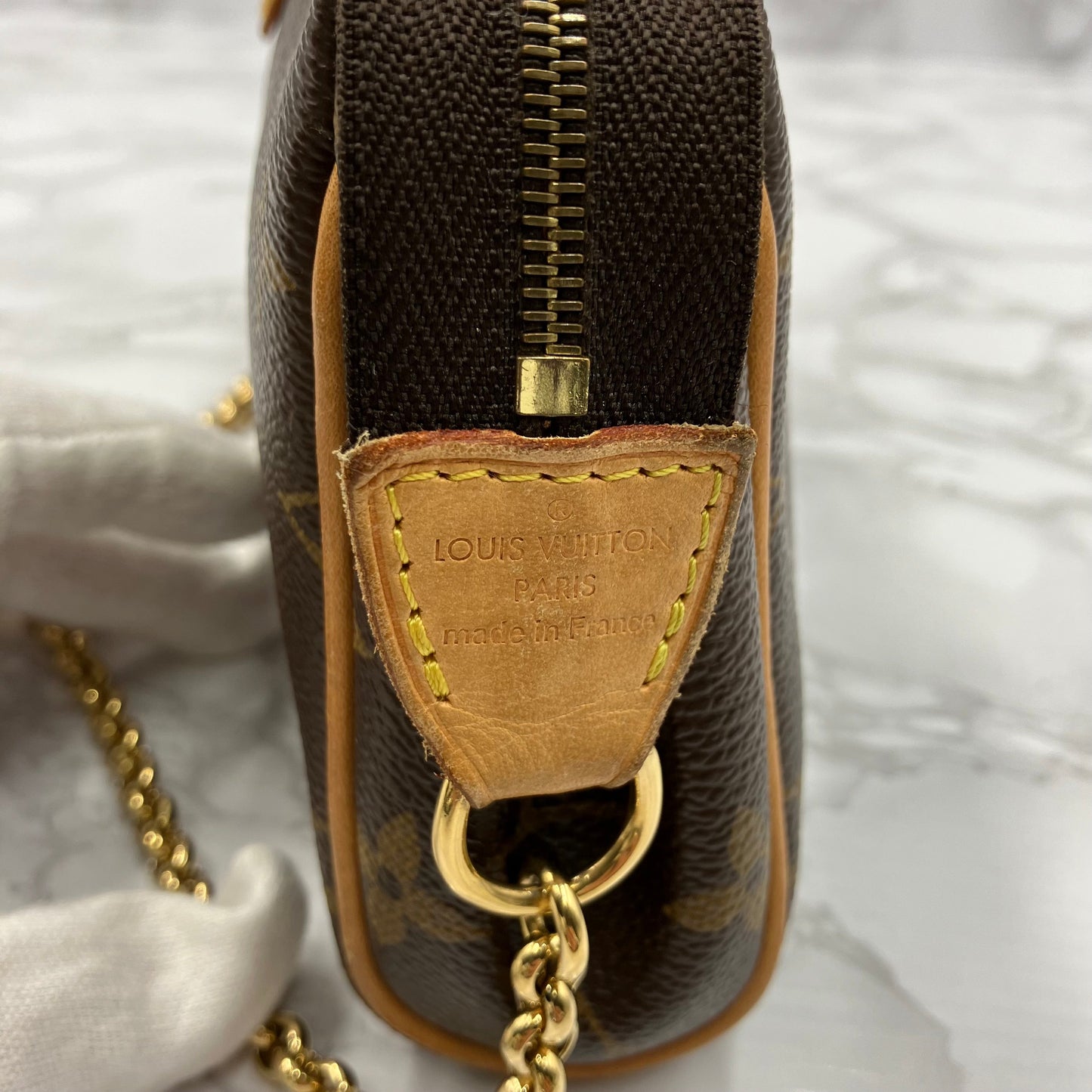 LOUIS VUITTON Monogram Eva Shoulder bag