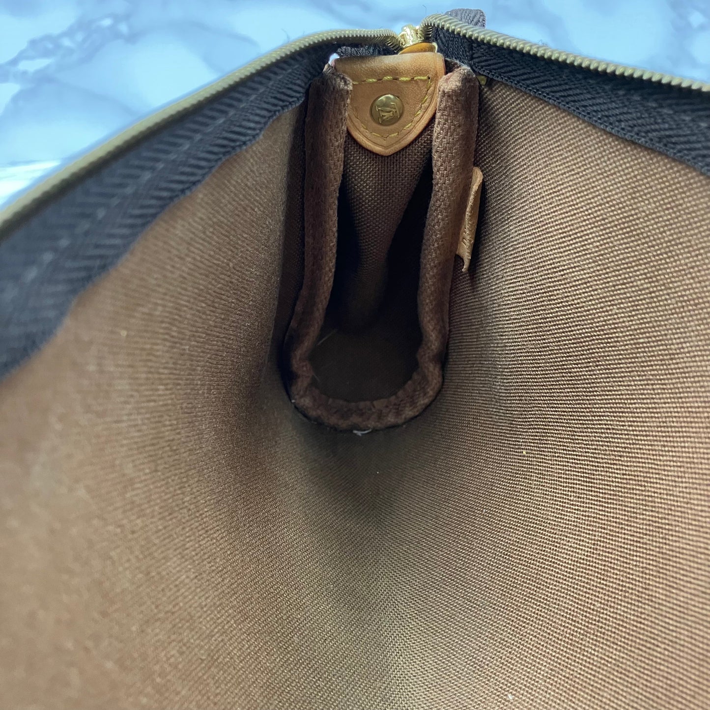 LOUIS VUITTON Monogram Eva Shoulder bag