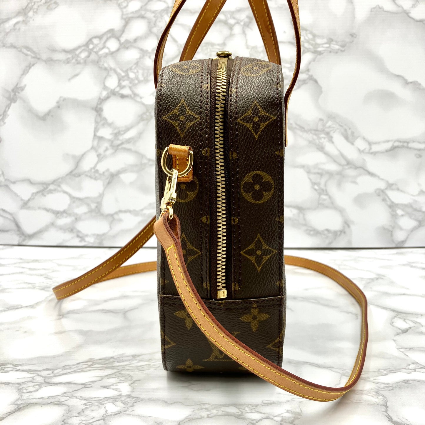LOUIS VUITTON Monogram sportini
