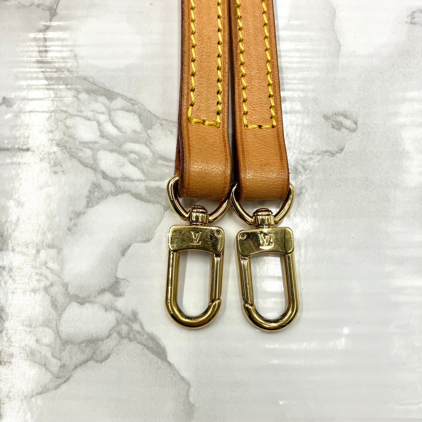 LOUIS VUITTON Monogram sportini