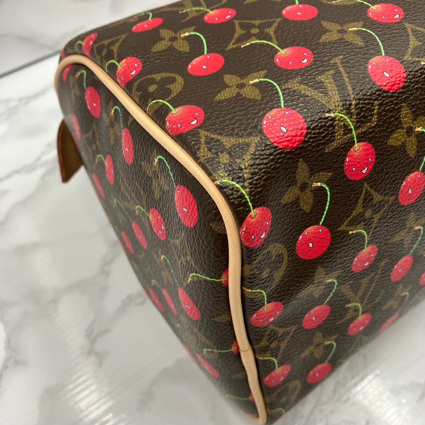LOUIS VUITTON Monogram cherry Speedy 25