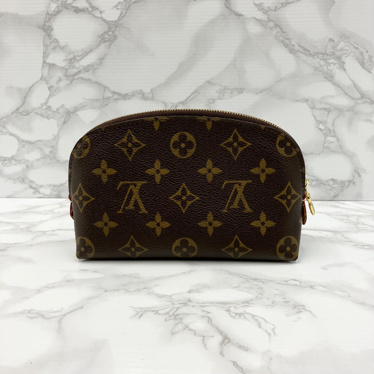 LOUIS VUITTON Monogram Cosmetic Pouch