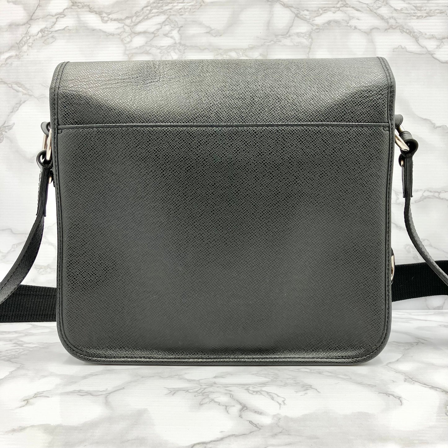 LOUIS VUITTON Taiga Andrei Shoulder Bag