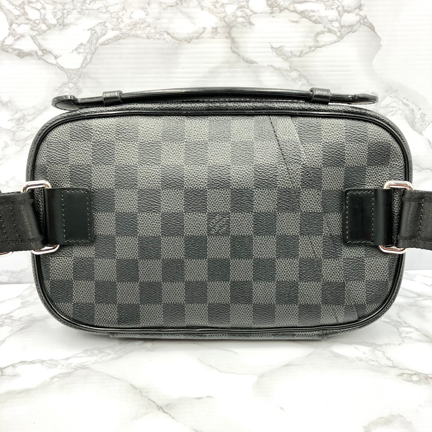 LOUIS VUITTON Damier Graphite Ambler