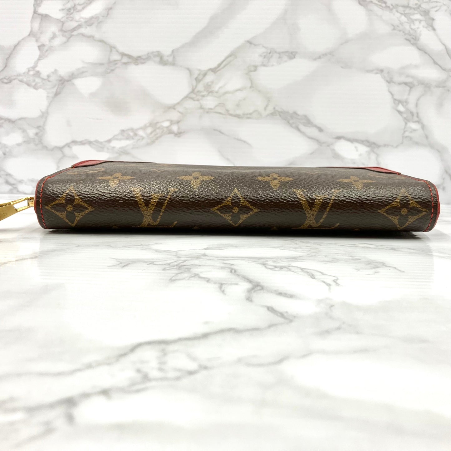 LOUIS VUITTON Monogram Retiro Zippy Wallet