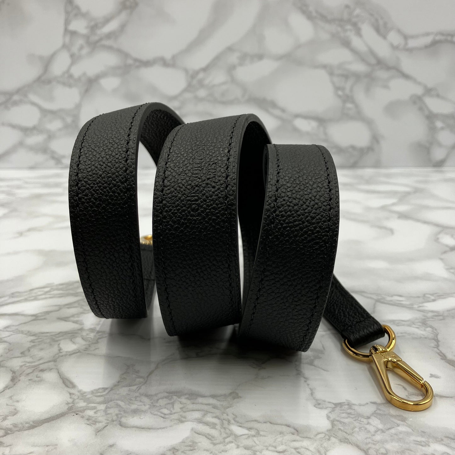 LOUIS VUITTON strap Empreinte