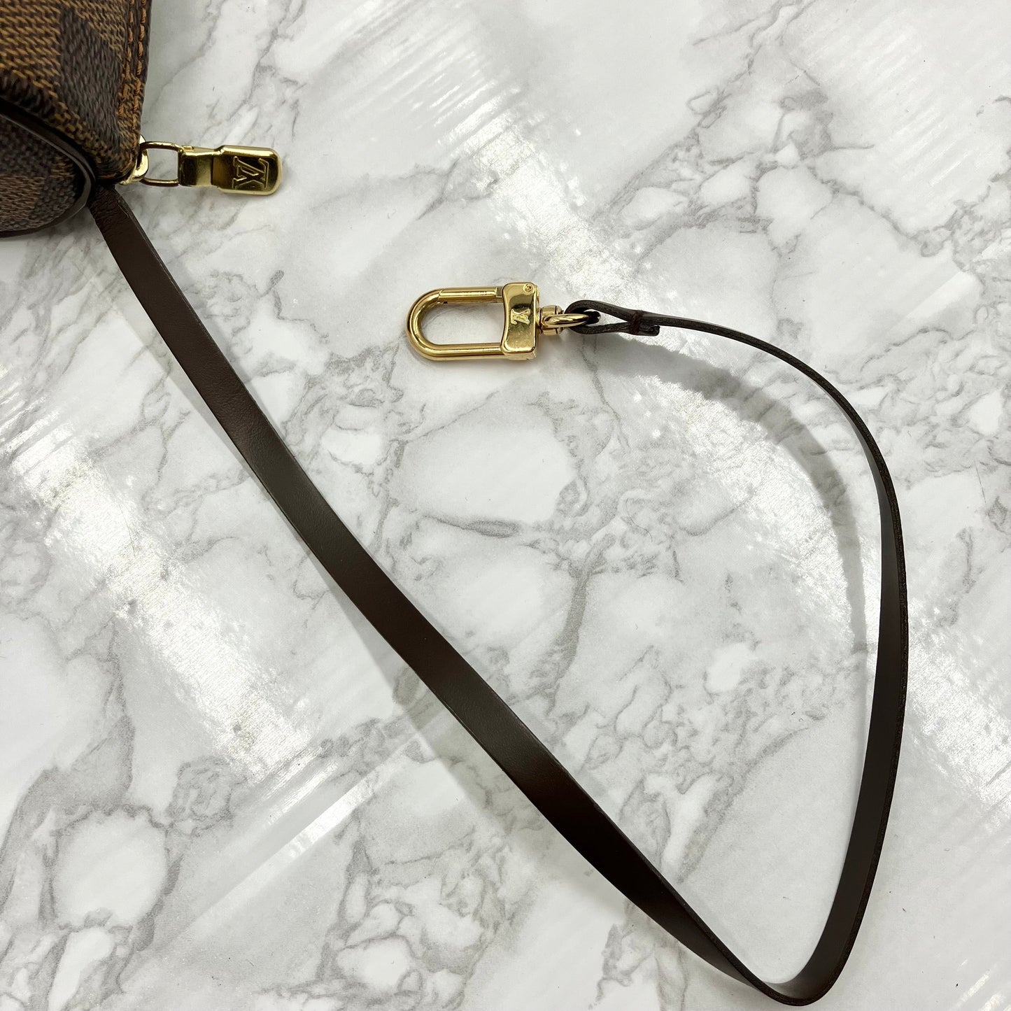LOUIS VUITTON Damier papillon 30