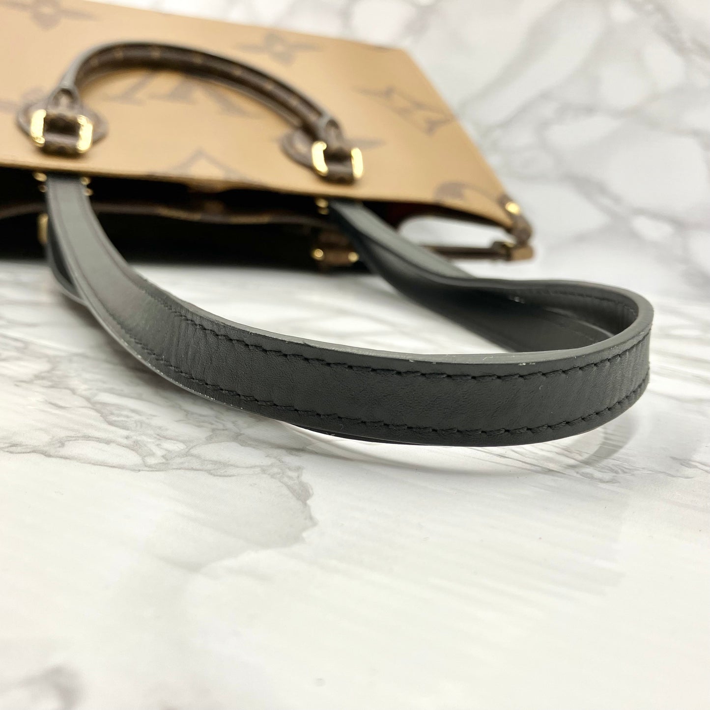 LOUIS VUITTON Monogram Giant Reverse On The Go MM