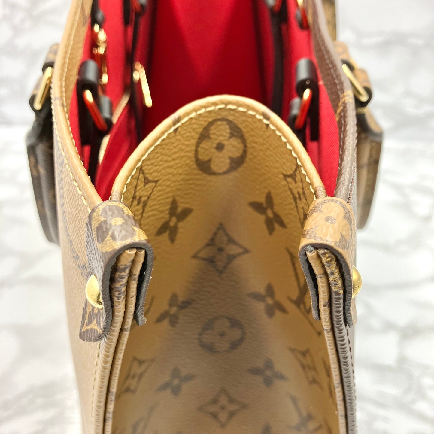 LOUIS VUITTON Monogram Giant Reverse On The Go MM