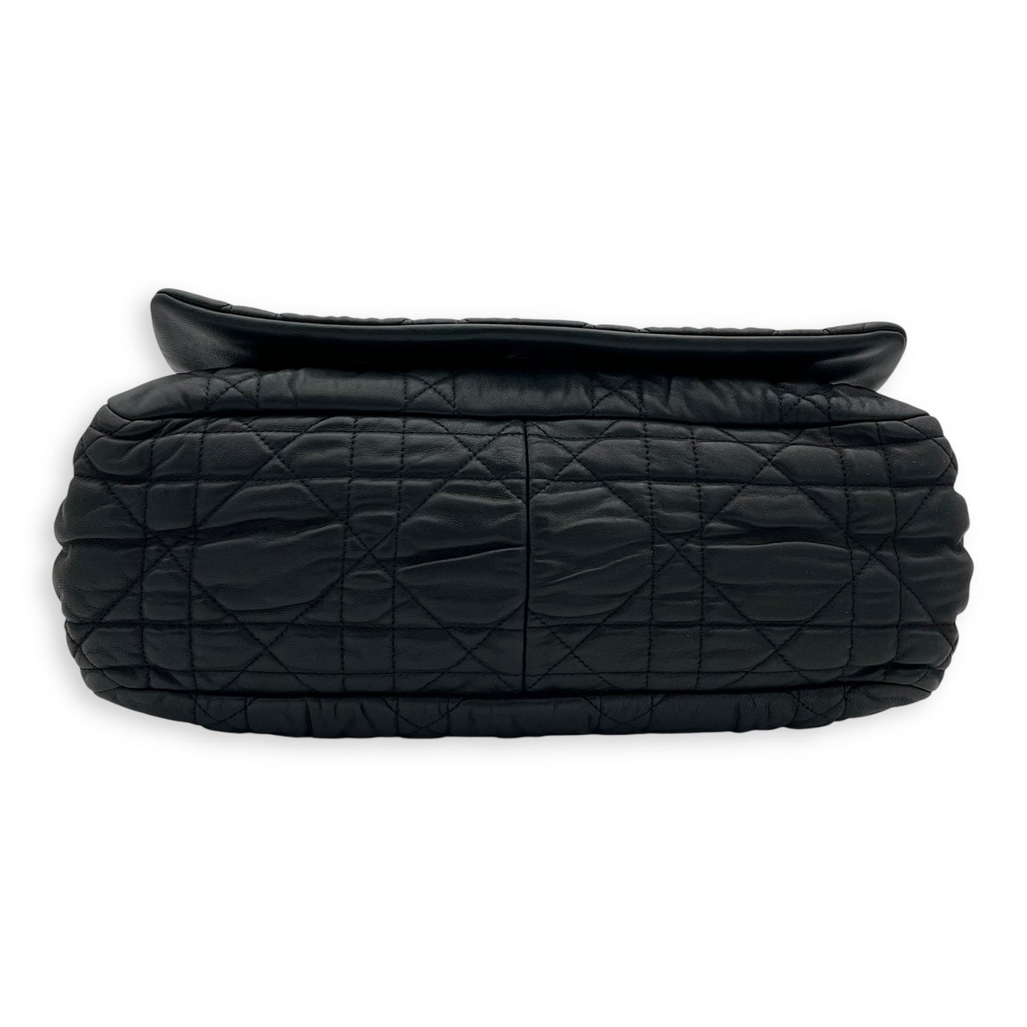 Cannage Shoulder Bag Black in Calfskin, Gold hardware