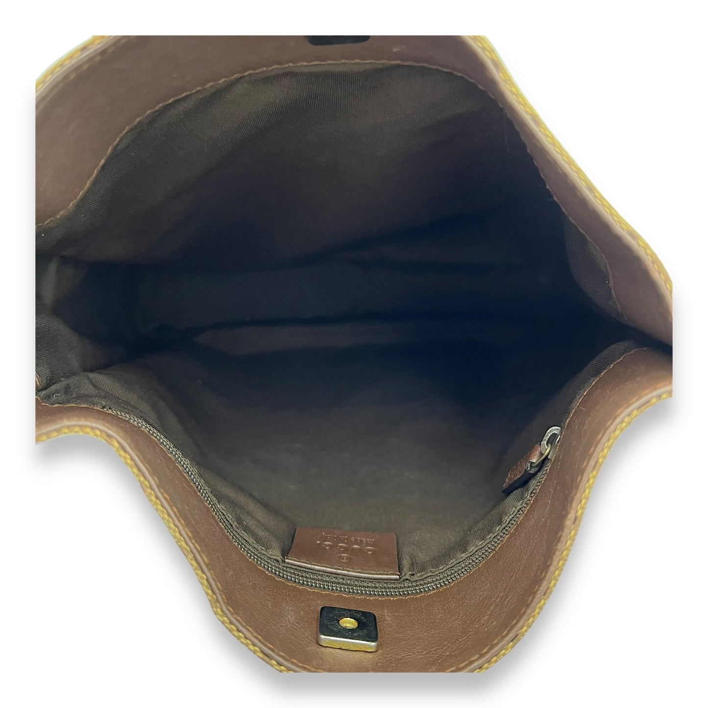 GG Shoulder Bag Brown in Canvas, Gold hardware
