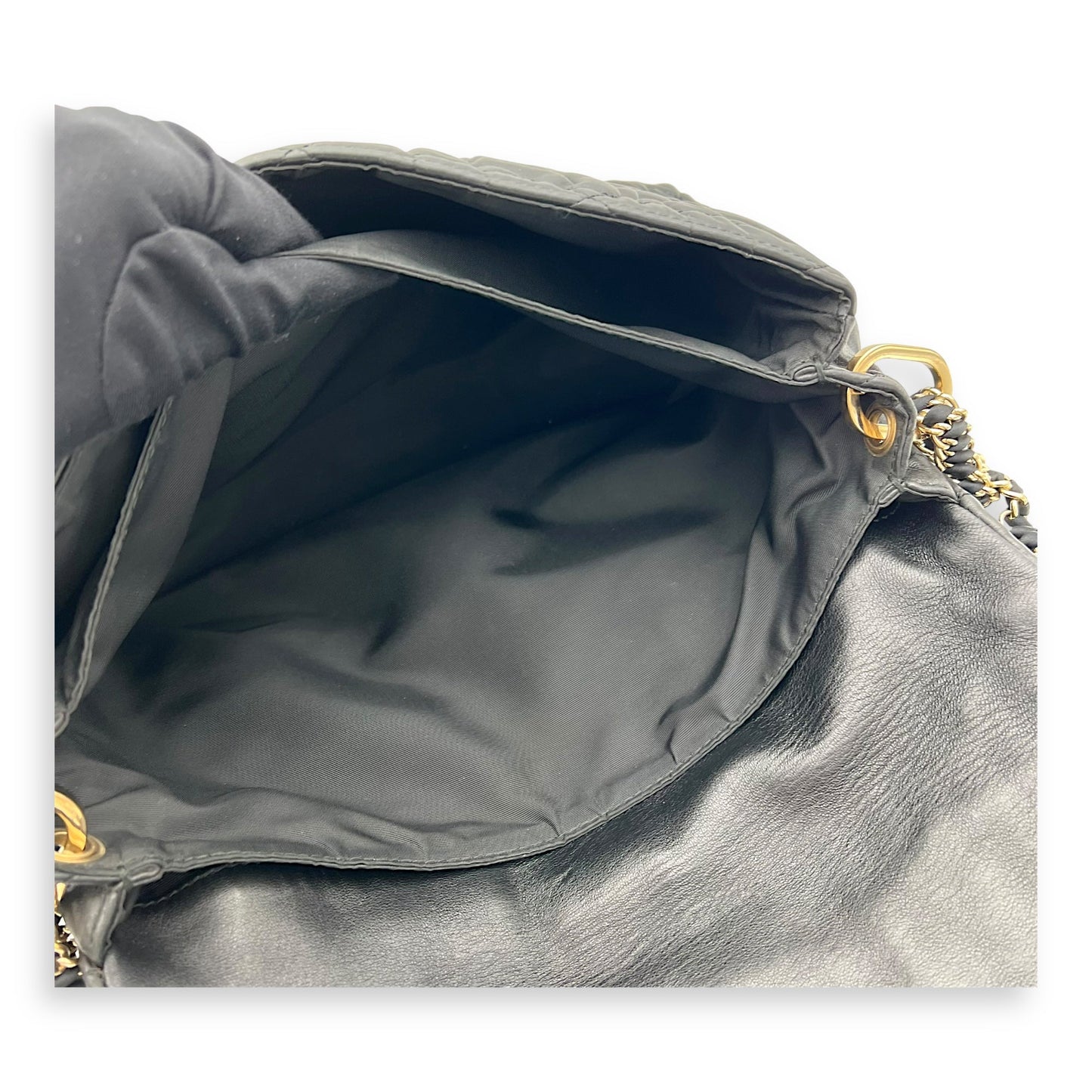 Cannage Shoulder Bag Black in Calfskin, Gold hardware